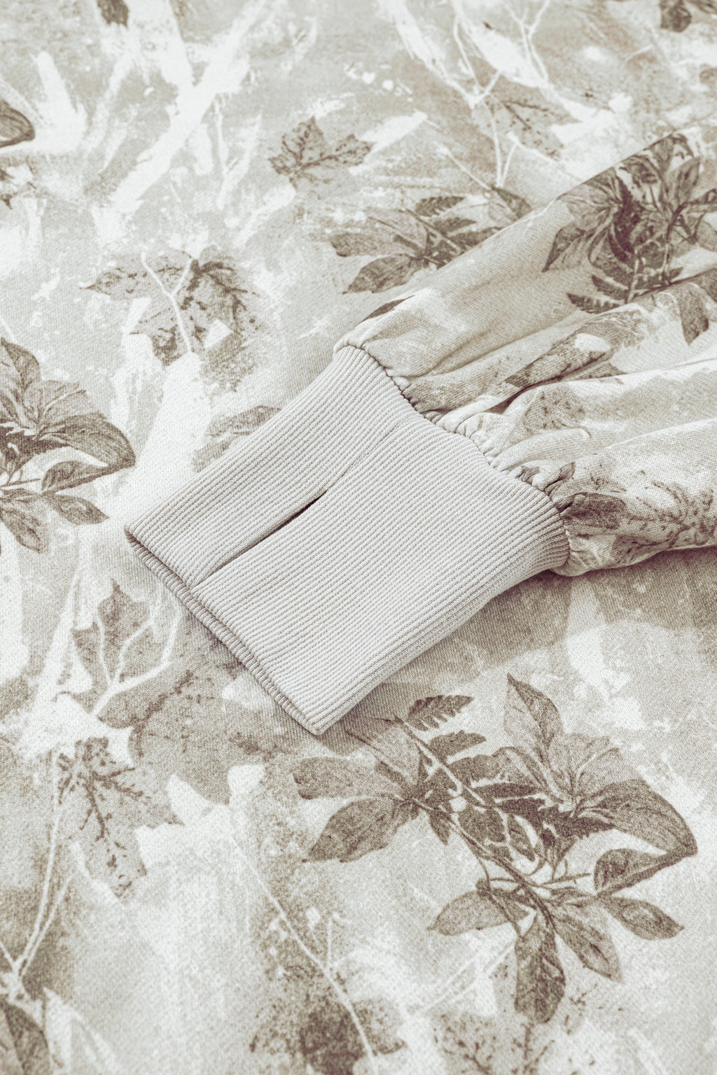 Camo Print Baggy Slit Sweatshirt