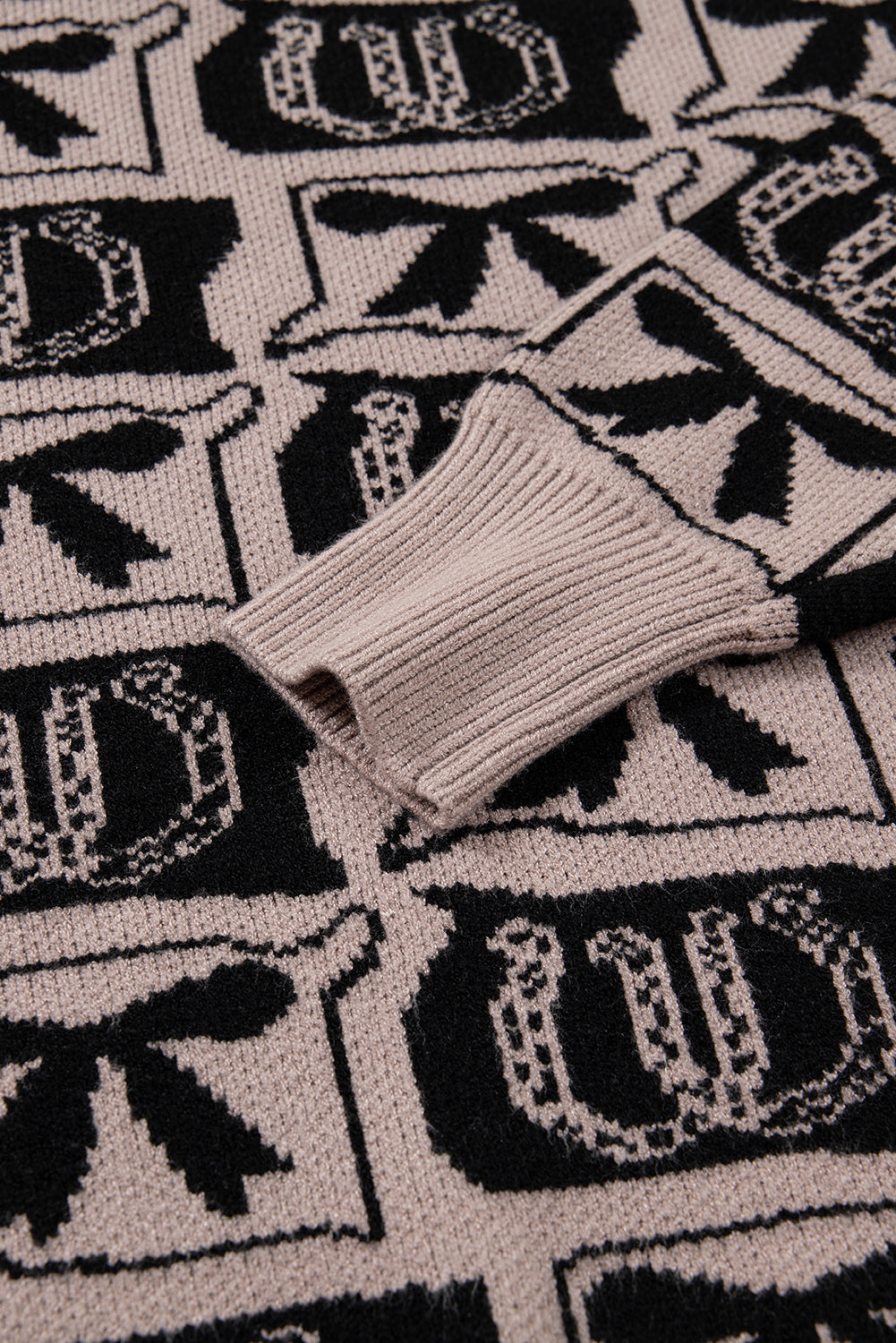 Black Bows & Horseshoes Pattern Sweater