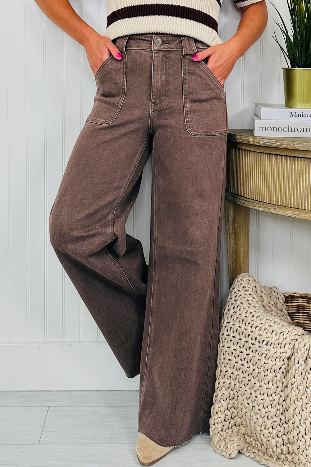 Dark Brown Retro Washed Loose Jeans