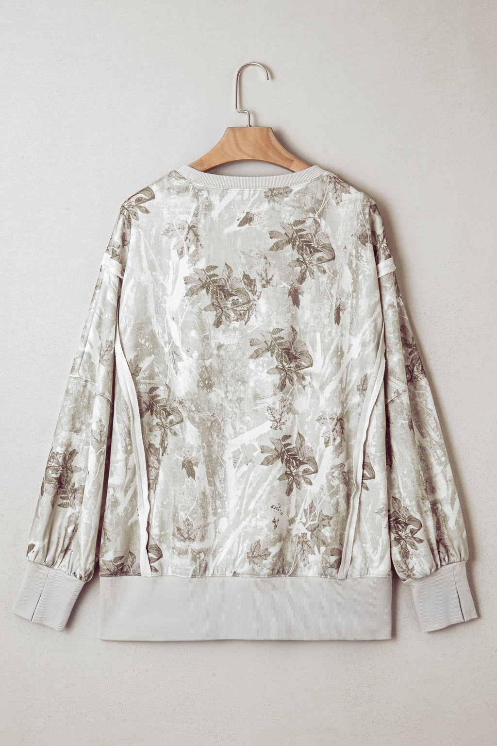 Camo Print Baggy Slit Sweatshirt