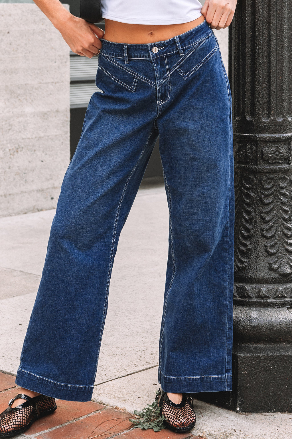Stitched Waist Detail Loose Cuffed Jeans